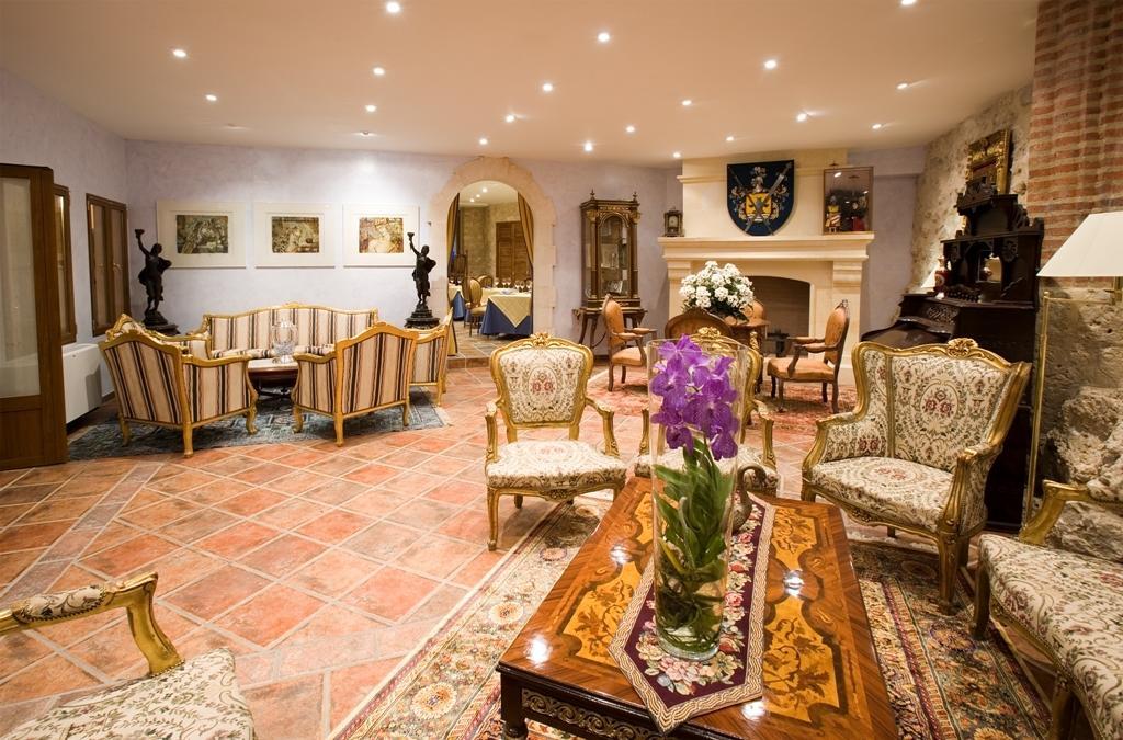 Residencia Real Del Castillo De Curiel Curiel de Duero Esterno foto