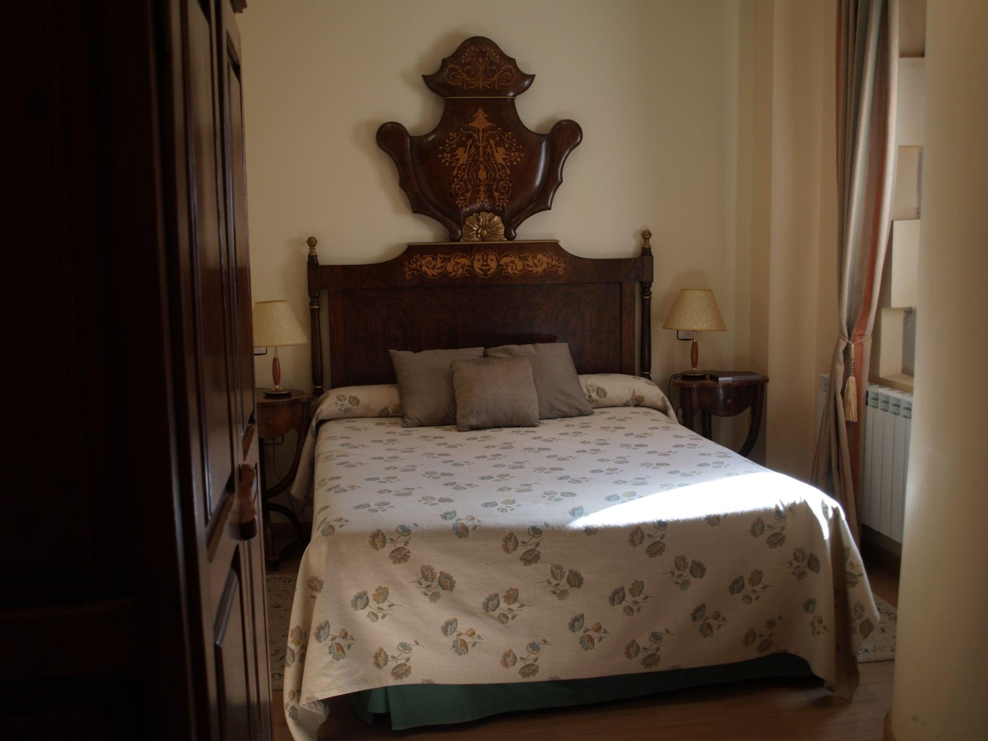 Residencia Real Del Castillo De Curiel Curiel de Duero Esterno foto