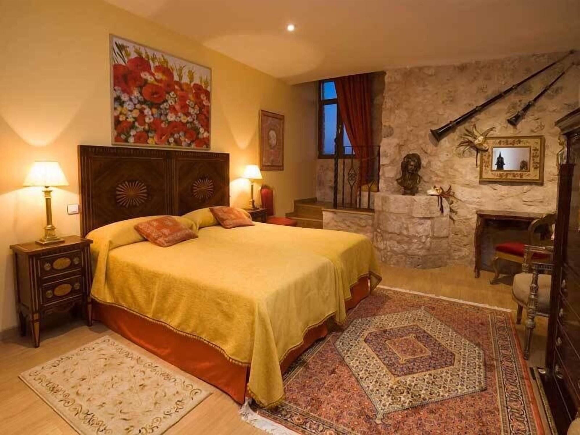 Residencia Real Del Castillo De Curiel Curiel de Duero Esterno foto